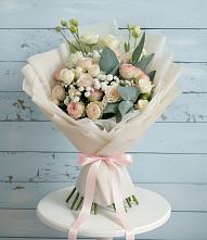 Букет цветов из:  Розы и Лизиантусы в Аскино
