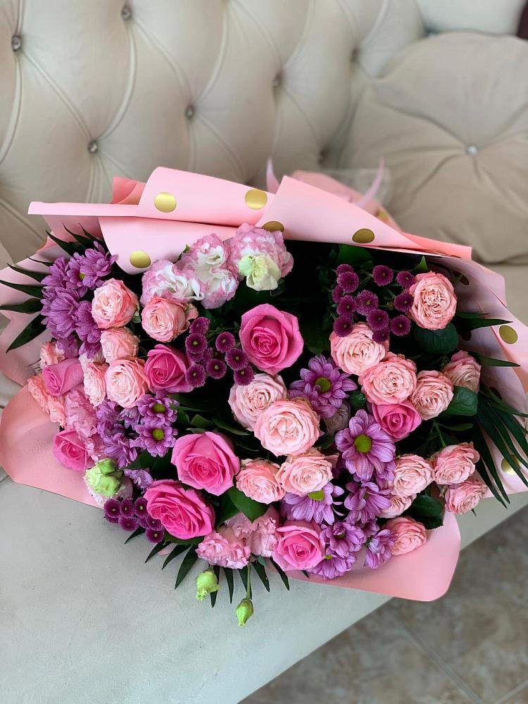 Букет цветов из: Хризантемы, Розы и Лизиантусы в Аскино