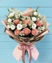 Букет цветов из:  Розы, Альстромерии и Лизиантусы #REPLACE_PRED# Аскино