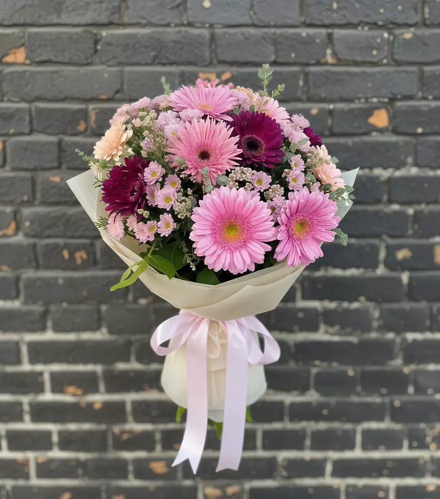 Букет цветов из: Герберы и Хризантемы в Аскино