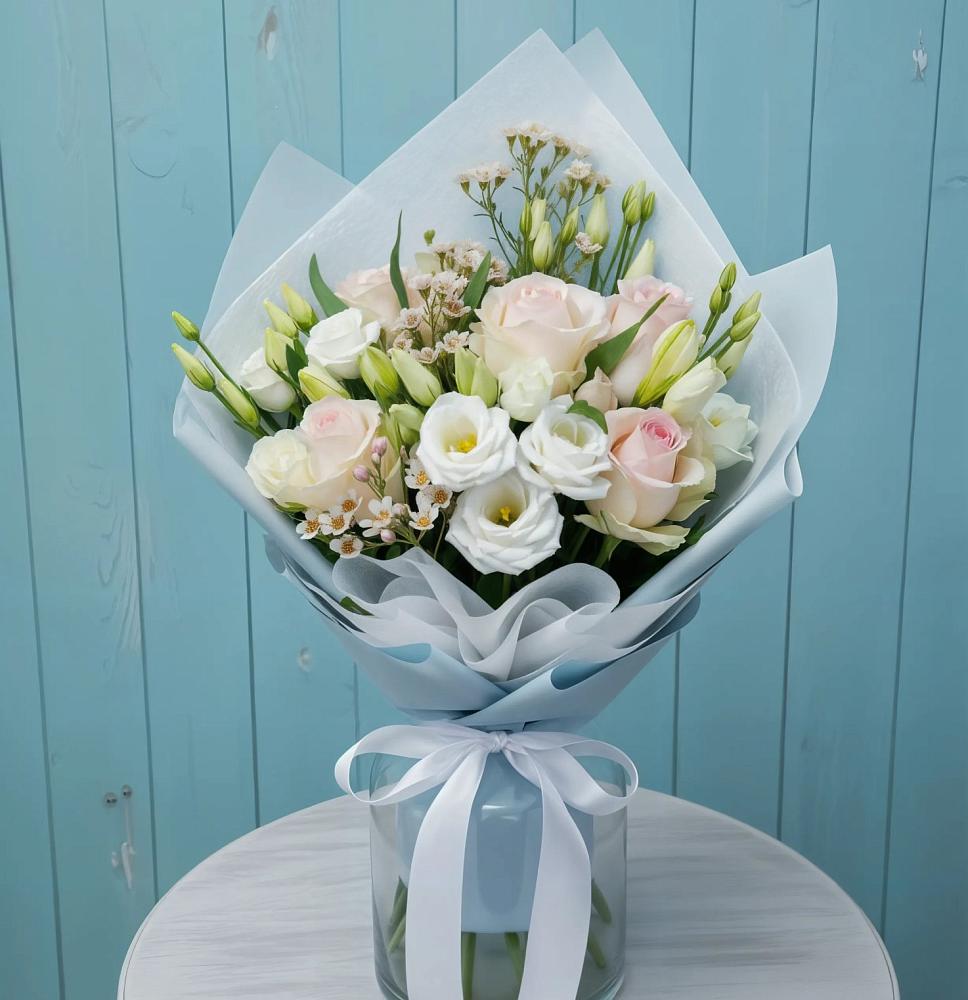 Букет цветов из: Розы и Лизиантусы в Аскино