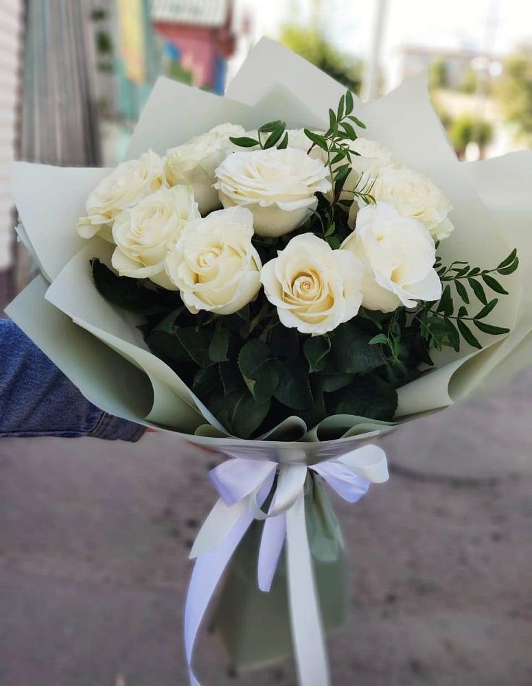 Букет Белые розы Проуд в Аскино