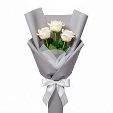 Букет 3 белые розы в Аскино