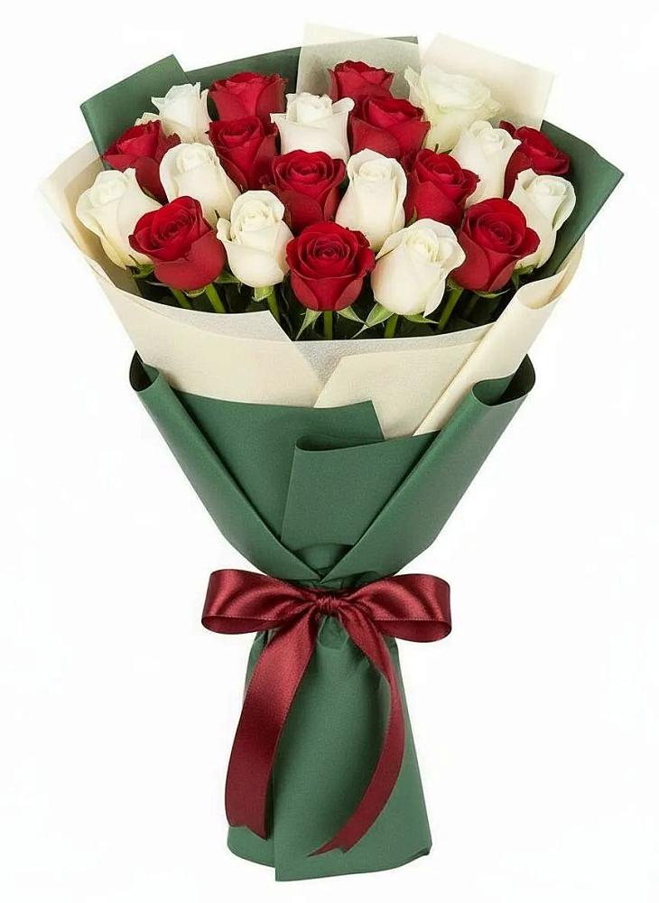 Букет Микс из красных и белых роз в Аскино