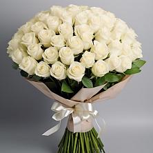Букет 101 беля роза Белоснежка в Аскино