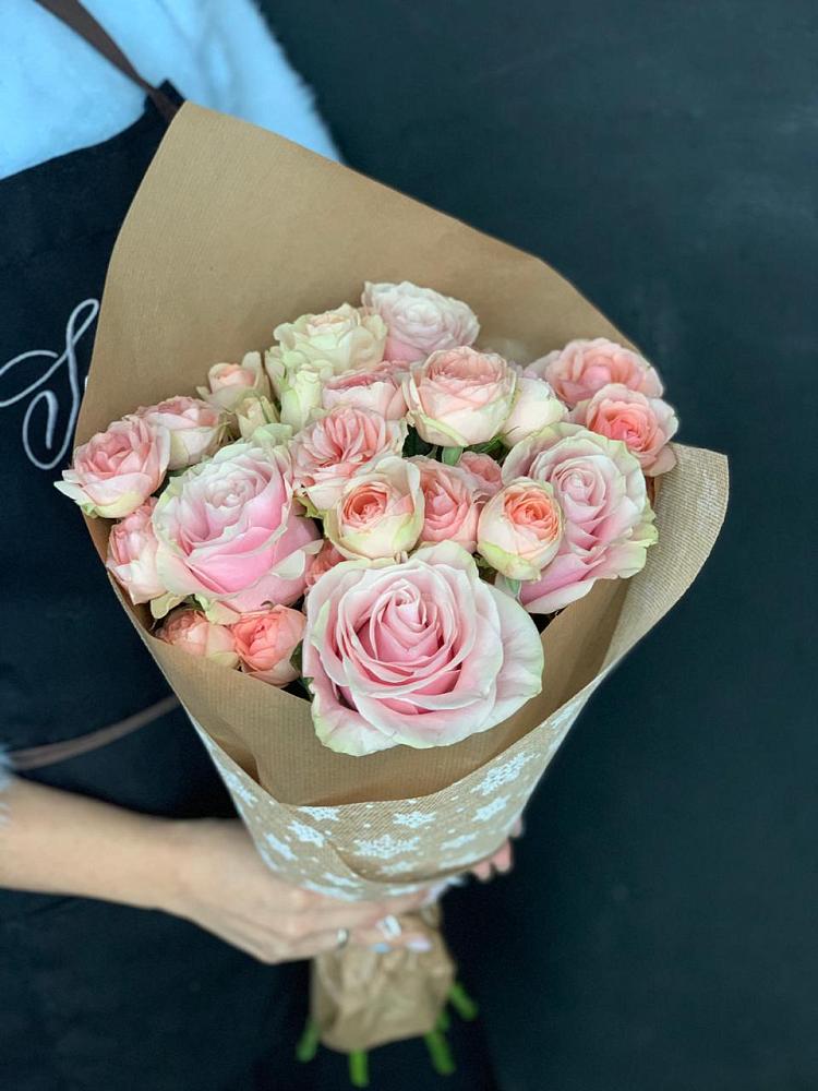 Букет цветов из: Хризантемы и Розы в Аскино