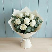 Букет Белые розы в Эвкалипте в Аскино