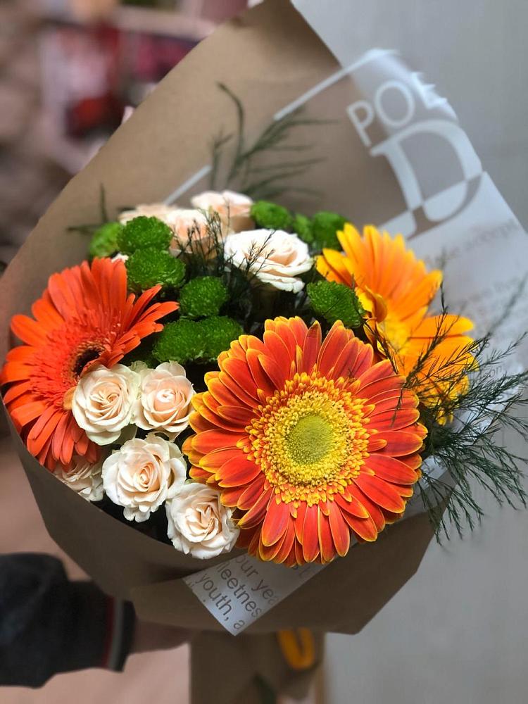 Букет цветов из: Герберы, Хризантемы и Розы в Аскино