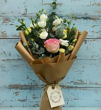 Букет цветов из:  Розы и Лизиантусы в Аскино